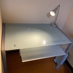 家具 オフィス用家具 机　IKEA製照明付き