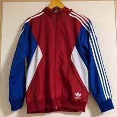 adidas ナイロンパーカー　XS