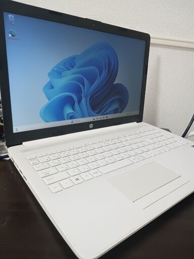 HP　高性能Ryzen搭載 高速SSD240G メモリ大容量6G テンキー　大画面フルHD対応15.6インチ　HDMI出力 USB3.0 Wifi対応