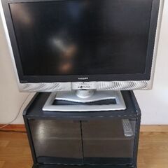 液晶テレビ　３２インチ