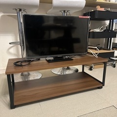 24型テレビとテレビ台のセット