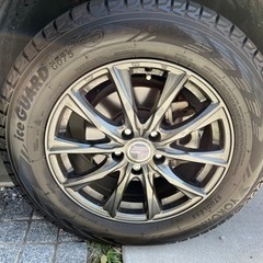 取引中】スタッドレスタイヤ ヨコハマ アイスガード G075 225/65R17