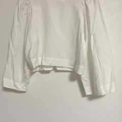 【ZARA 】トップス　Mサイズ　白　服　レディース