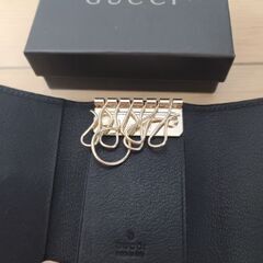 グッチ GUCCI リボン キーケース 6連 ブラック