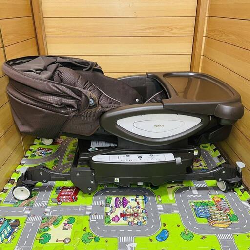 Aprica  ユラリズムオートプレミアム　ベビーラック