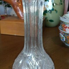 シンプルなガラス花瓶