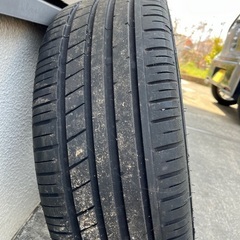 プリウスアルファ夏タイヤ17インチ