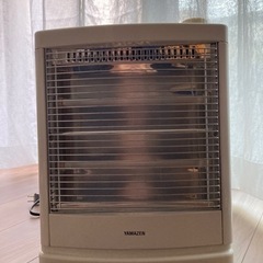 ２０２２年製　電気ストーブ