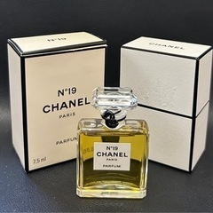 新品 CHANEL シャネル No.19 フランス製 香水パルフ...