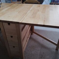 【ネット決済】IKEA折り畳みテーブル（中古）
