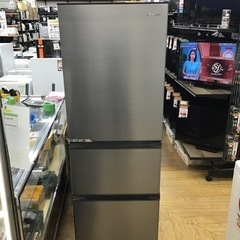 #D-39【ご来店頂ける方限定】Hisenseの3ドア冷凍冷蔵庫です