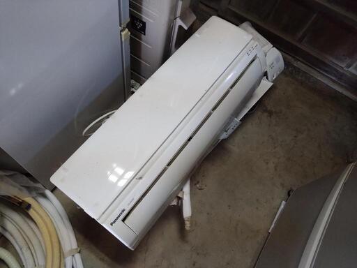 Panasonic　ルームエアコン　CS-222CF-W