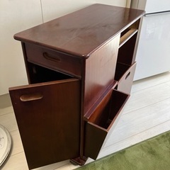 家具　物入れ