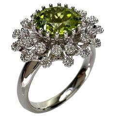 11号 ペリドット 2.04ct ダイヤモンド 計0.18ct リング・指輪 K18WG