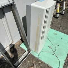 商談中 ① ウインドエアコン 窓エアコン 動作確認済み