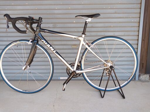 GIANT ロードバイク　OCR1 SHIMANO105 適合身長165-180cm