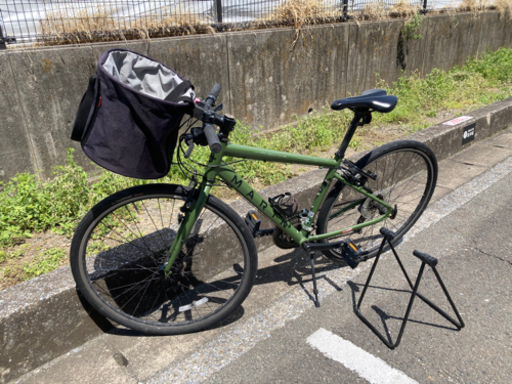 MARIN クロスバイク　車輪径700c(26-27インチ)  カゴ、スタンド付き