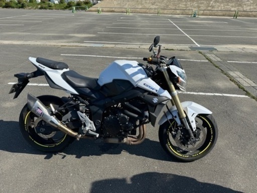 スズキGSR750
