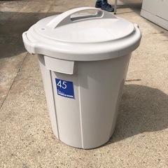 【45L】ペール缶‼️フタ付き　ゴミ箱 ダストボックス