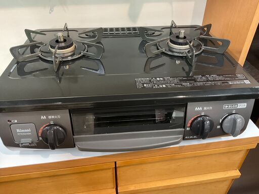 綺麗です　グリル未使用　Rinnai　都市ガス用ガステーブル　右高火力　幅56cm　2021年製