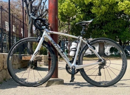 【超特価】米製人気フルカーボンロードバイク スペシャライズド Roubaix + Mavic Cosmic カーボンホイール！  (中古)