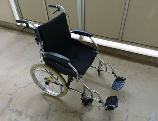折りたたみ　車椅子