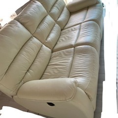 ニトリ3p電動リクライニングソファー