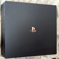 （取り引き完了
 ）PS4Pro CUH-7200B 1TB 縦置きスタンド付き！