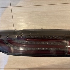 ハイエース テールランプ 相談中 一時募集停止してます