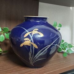 香蘭社 金彩 瑠璃菖蒲 花瓶  