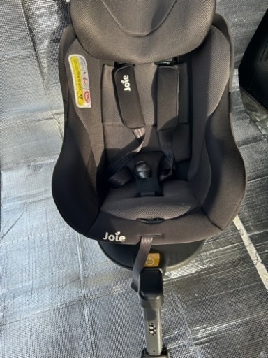 Joie arc360°    新生児〜4歳頃　ISOFIX対応