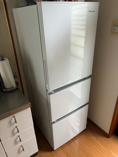 冷蔵庫 Hisense 282L 3-door freezer refrigerator HR-D2801W