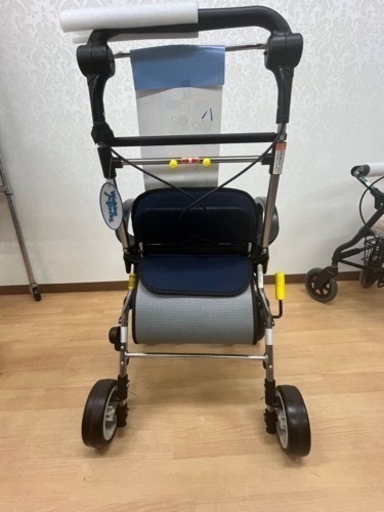 ⭐︎ステッキカー　未使用品⭐︎ 値下げしました