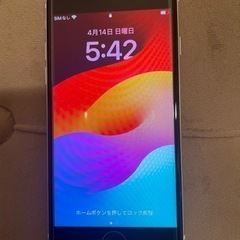 (再度値下げ)iphone se2 64gbバッテリー交換済み(icracked)