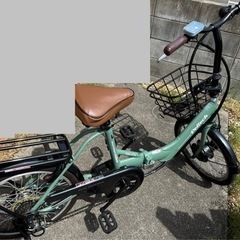 【美品】アルミ 20インチ 折りたたみ 電動自転車 シマノ 外装 6段変速 電動アシスト自転車