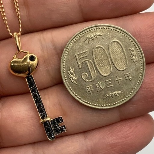 売り切れました。K18 18金 ブラックダイヤ キーチャーム ネックレス 