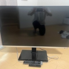 40インチ　液晶カラーテレビ　テレビ台付き