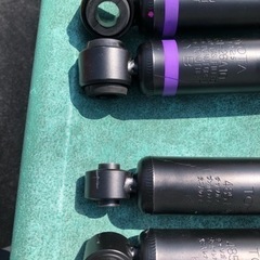 ハイエース用ショック