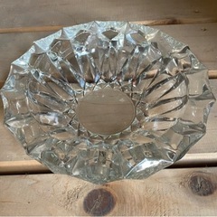 クリスタルガラスの灰皿