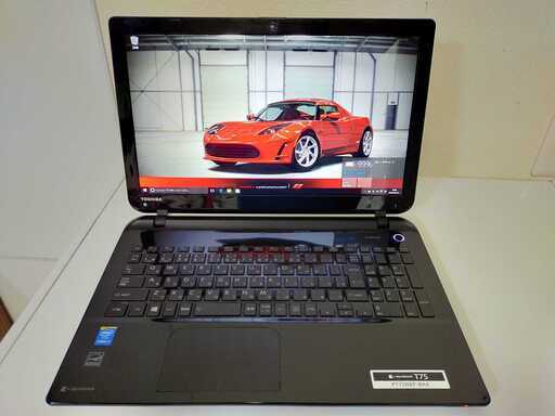 ノートパソコン TOSHIBA i7 4510U 2GHz/ 8GB/SSD 256GB
