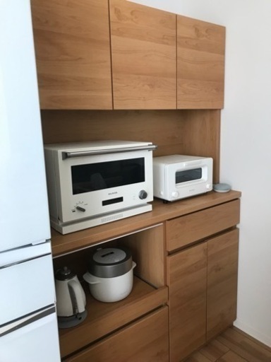 【引き渡し者決定済み】カップボード