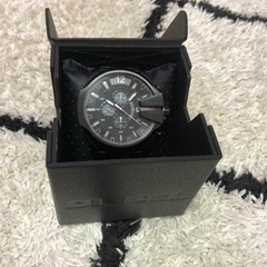 DIESEL腕時計ブラック