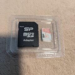 microSD カード 128GB（SD カードアダプター付き）