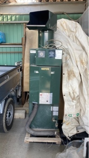 炭酸ガス発生機　2台あり　価格は1台の金額　グロウエア　ネポン　施設園芸用　無料ではありません　光合成促進機　NEPON 直接取り引き　ハウス栽培　お届けは運賃相談