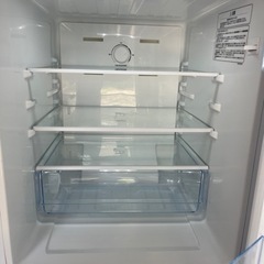 2022年製ハイセンス ノンフロン2ドア冷蔵庫135L/ホワイト/配送設置可能