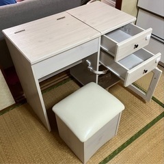 【ネット決済】家具 オフィス用家具 机　化粧台(4/19〆切)
