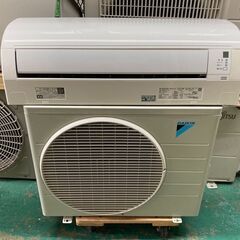 K05247　ダイキン　2019年製　中古エアコン　主に8畳用　冷房能力　2.5KW ／ 暖房能力　2.8KW