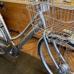 【一発2錠の鍵新品！ブリヂストンアルベルト】 LEDオートライト　内装3段　26インチ自転車　シルバー