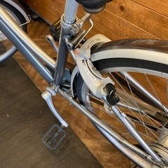 【一発2錠の鍵新品！ブリヂストンアルベルト】 LEDオートライト　内装3段　26インチ自転車　シルバー