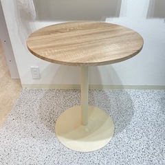 木目 カフェテーブル　丸テーブル　　　